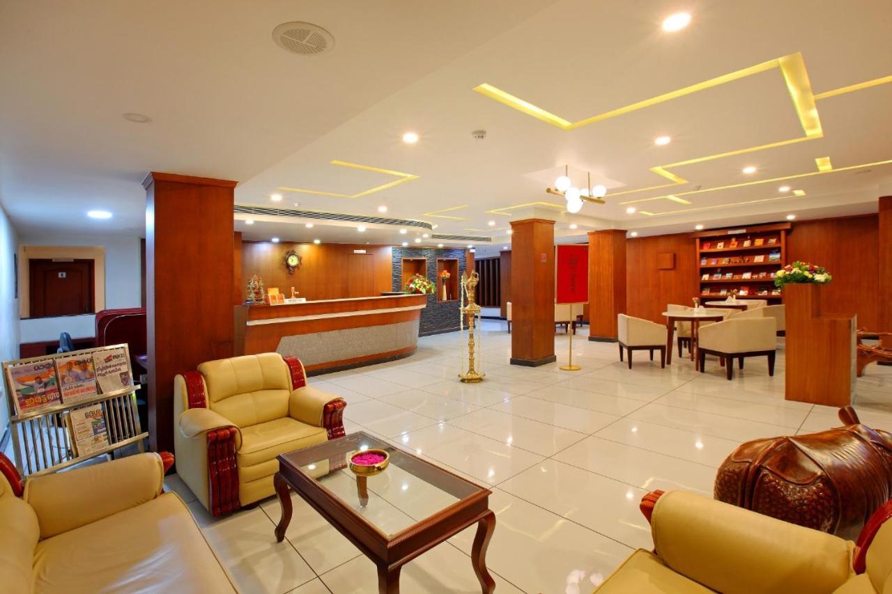 Отель Sreevalsam Residency Kulanada Tamarakulam Экстерьер фото
